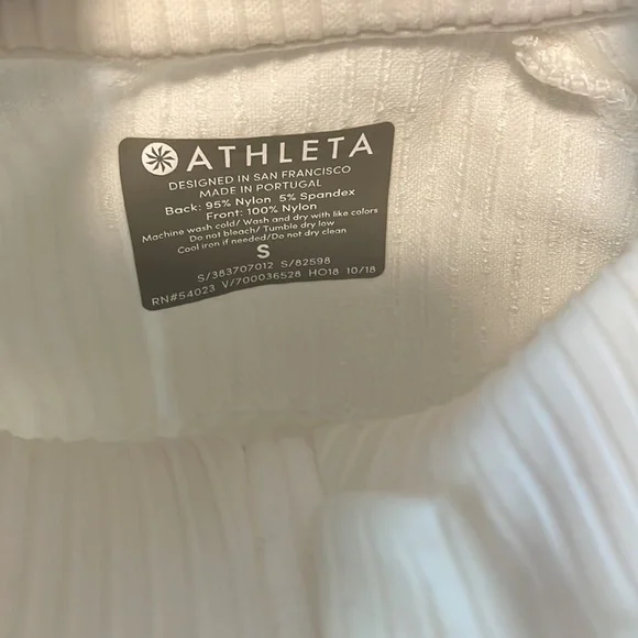 Athleta zip up top size small - Picture 2 of 3